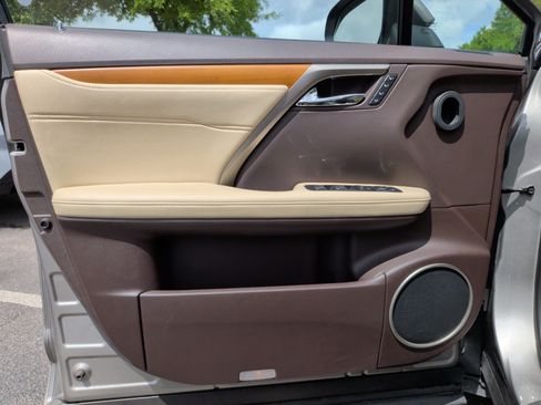 Used 2018 Lexus RX 350 FWD w/ Premium Package image 28