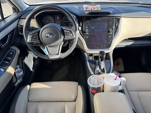 Used 2022 Subaru Outback Limited image 7