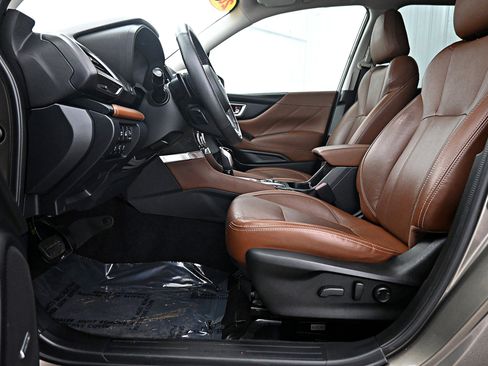 Used 2019 Subaru Forester Touring w/ Popular Package #3 image 4