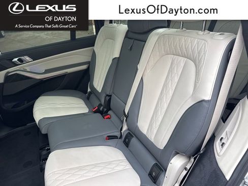 Used 2023 BMW X7 M60i w/ Executive Package image 41