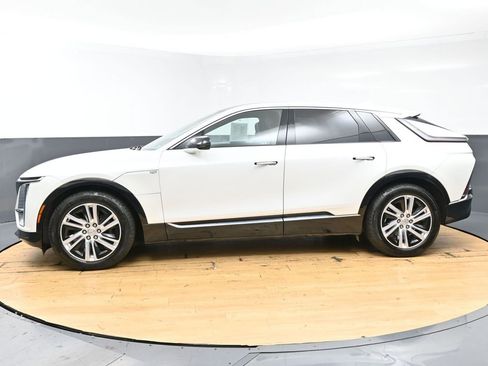 Used 2024 Cadillac Lyriq Tech RWD image 50