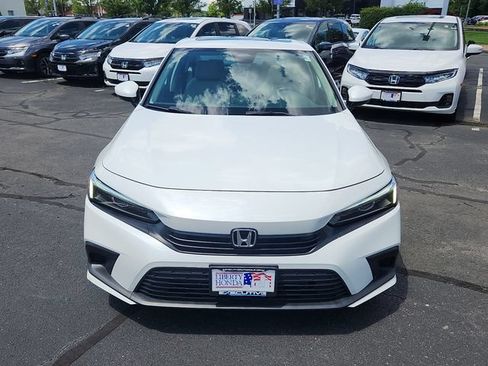 Used 2024 Honda Civic EX image 2