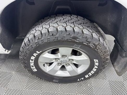 Used 2022 RAM 1500 Classic SLT w/ Electronics Convenience Group image 10