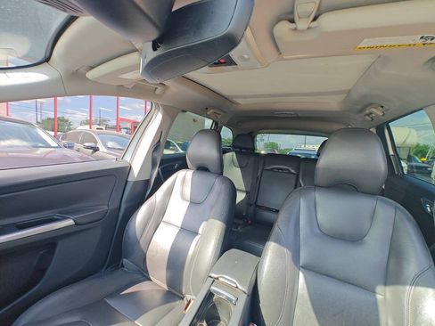 Used 2016 Volvo XC60 T5 Premier FWD image 10