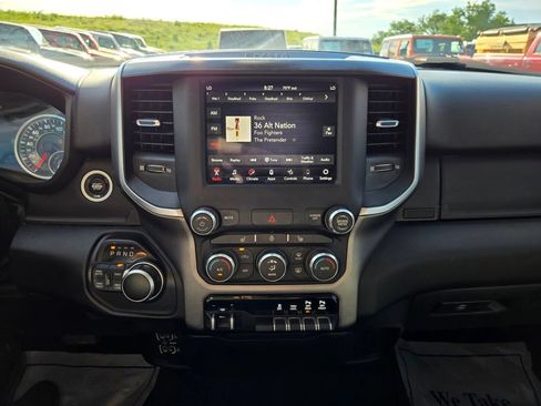 Used 2019 RAM 1500 Big Horn AWD/4WD image 20