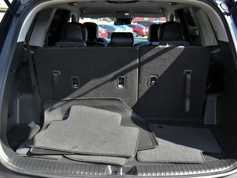 Used 2022 Kia Telluride LX image 40