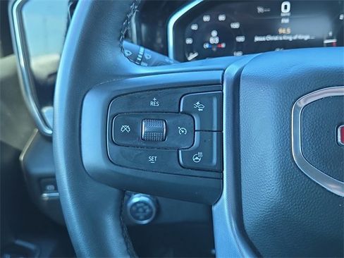 Used 2025 GMC Sierra 1500 SLT image 21