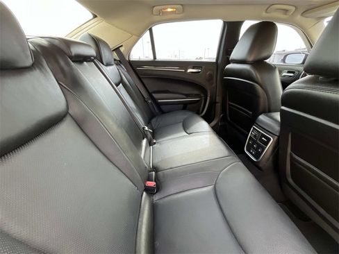 Used 2022 Chrysler 300 Touring L w/ Popular Equipment Group image 13