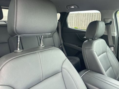 Used 2024 Chevrolet Blazer LT FWD image 39