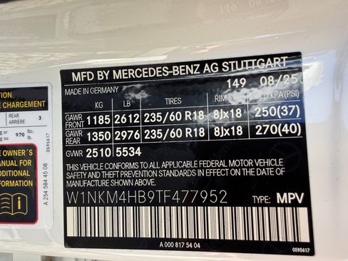 Used 2026 Mercedes-Benz GLC 300 4MATIC image 29