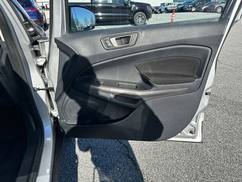 Used 2020 Ford EcoSport SE w/ SE Convenience Package image 14