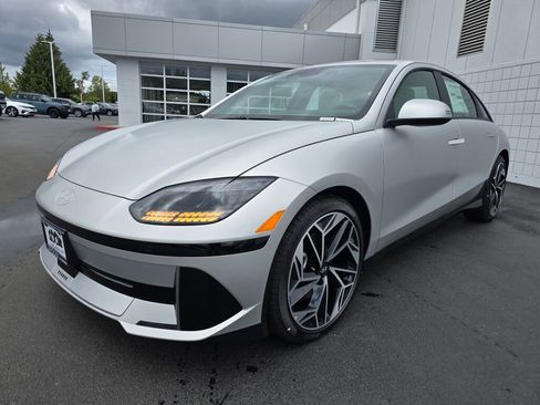 New 2025 Hyundai Ioniq 6 SEL image 8