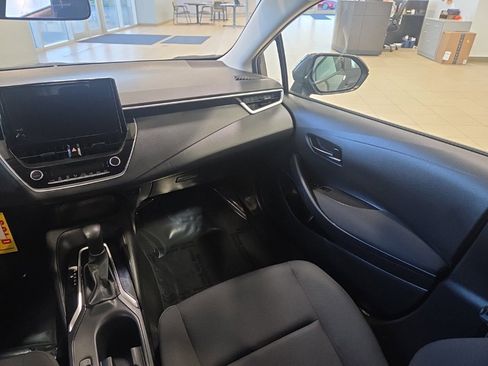 Used 2024 Toyota Corolla LE image 18