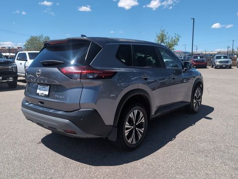 Used 2023 Nissan Rogue SV AWD/4WD image 6