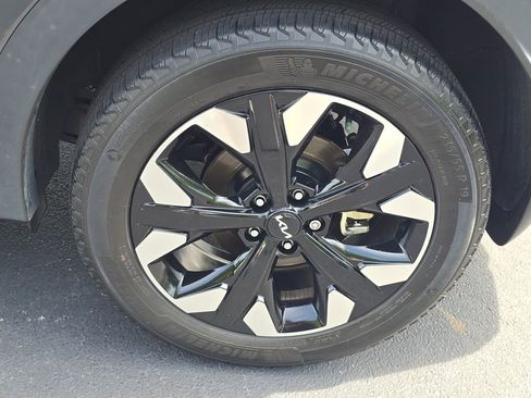 Certified 2023 Kia Sportage X-Line w/ X-Line Premium Package AWD/4WD image 14