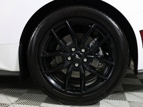 Used 2025 Ford Mustang Coupe image 40