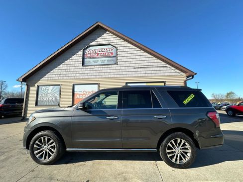 Used 2018 Ford Expedition Limited AWD/4WD image 2