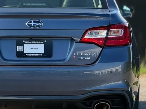 Used 2018 Subaru Legacy 3.6R Limited AWD/4WD image 14