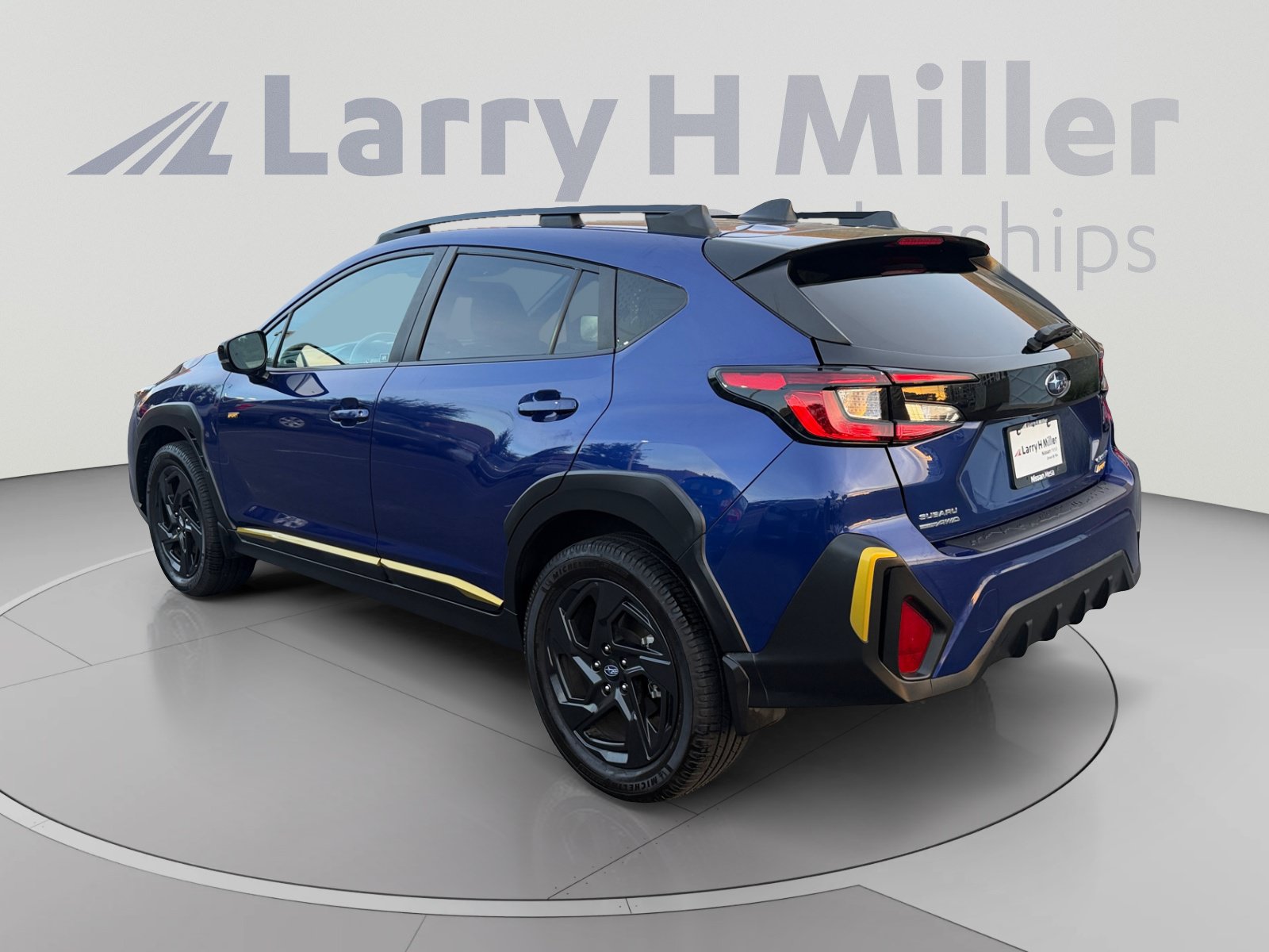 Used 2024 Subaru Crosstrek 2.5i Sport w/ Crosstrek Mirror Package AWD/4WD image 3
