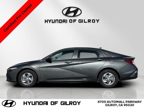 Certified 2026 Hyundai Elantra SE FWD image 2