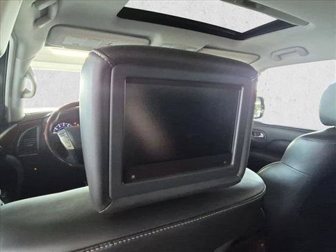 Used 2018 INFINITI QX80 4WD w/ Driver Assistance Package image 19