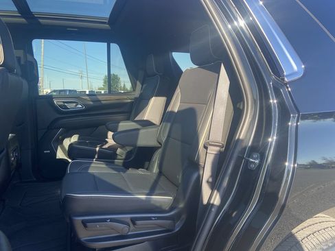 Certified 2023 Chevrolet Tahoe Premier w/ Premium Package 2 AWD/4WD image 26