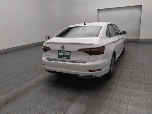 Used 2020 Volkswagen Jetta R-Line w/ R-Line Cold Weather Package FWD image 9