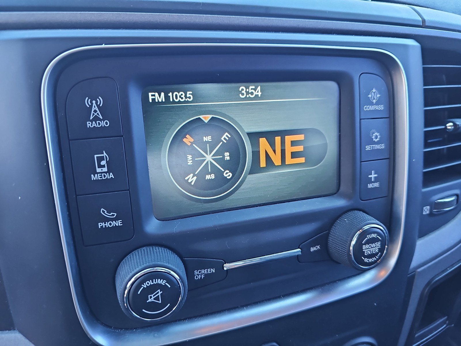 Used 2018 RAM 1500 Express w/ Express Value Package AWD/4WD image 23