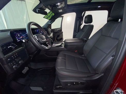 Used 2026 Chevrolet Tahoe RST w/ Comfort Package AWD/4WD image 24