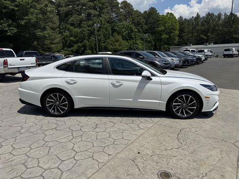 Used 2022 Hyundai Sonata Limited FWD image 18