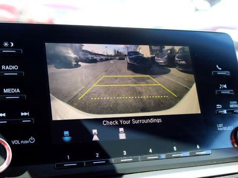 Used 2018 Honda Accord LX image 14