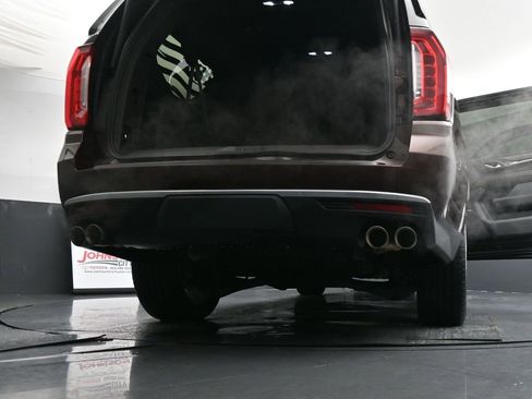 Used 2022 GMC Yukon XL Denali w/ Denali Ultimate Package image 51