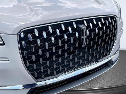 Used 2023 Lincoln Corsair Reserve FWD image 33