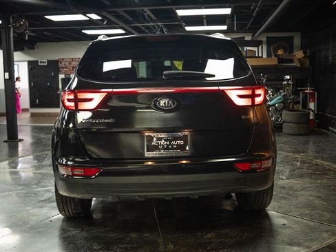 Used 2019 Kia Sportage EX AWD/4WD image 6
