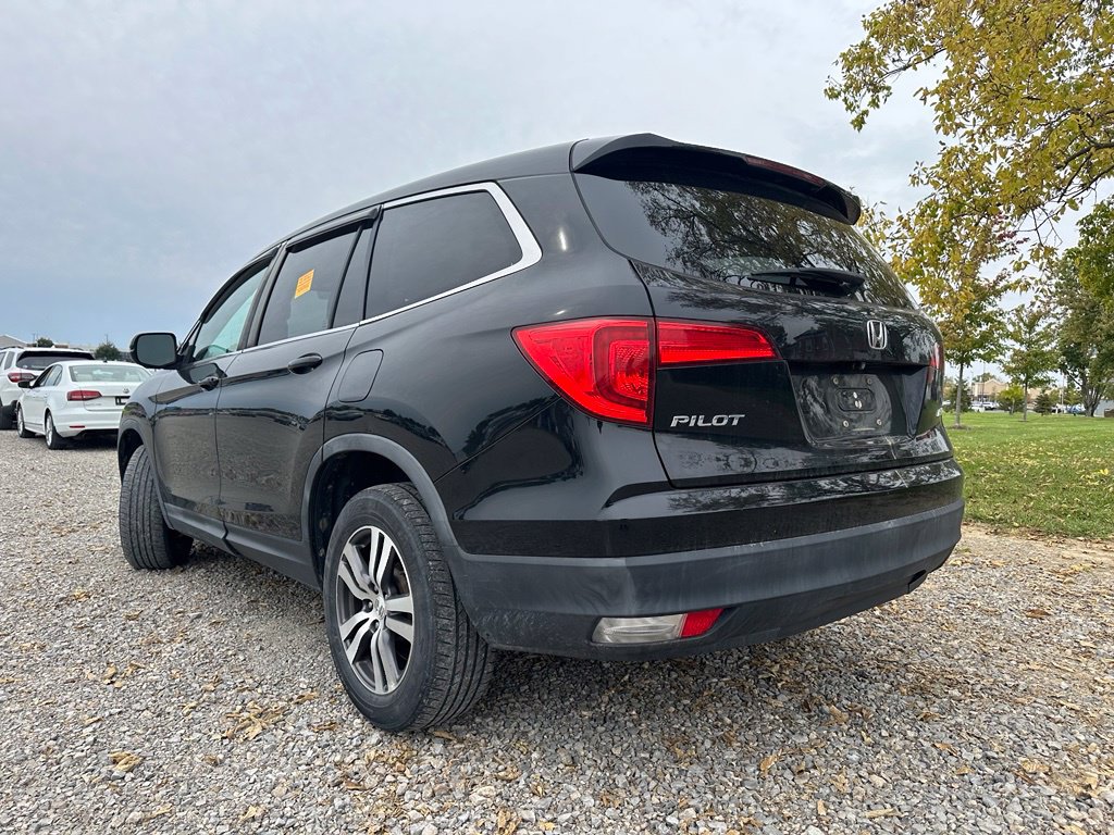 Used 2017 Honda Pilot EX image 5