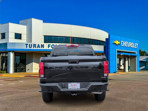 New 2026 Chevrolet Colorado W/T w/ WT Custom Package RWD image 4