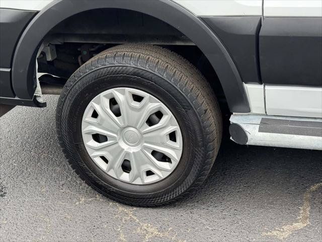 Used 2025 Ford Transit 250 Low Roof w/ Exterior Upgrade Package RWD image 8