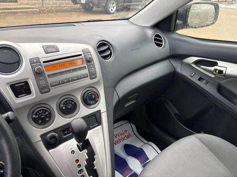 Used 2009 Toyota Matrix image 15