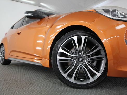 Used 2016 Hyundai Veloster Turbo FWD image 19