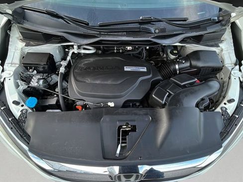 Used 2018 Honda Odyssey Touring image 29
