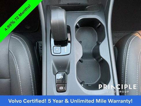 Certified 2025 Volvo XC40 B5 Core image 19