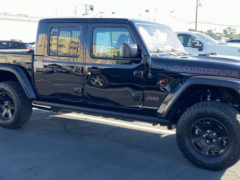 Used 2023 Jeep Gladiator Mojave w/ Trailer Tow Package image 4
