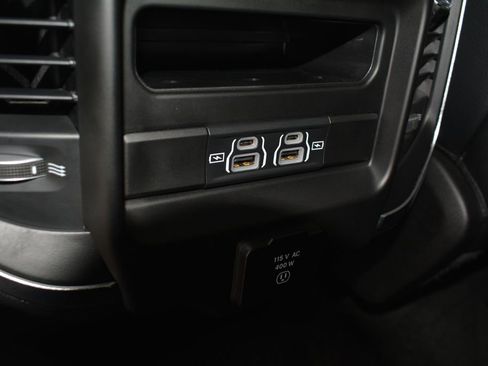 Used 2021 RAM 1500 Laramie AWD/4WD image 23