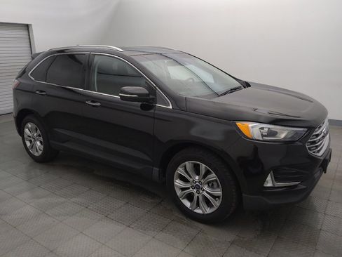 Used 2019 Ford Edge Titanium AWD/4WD image 11
