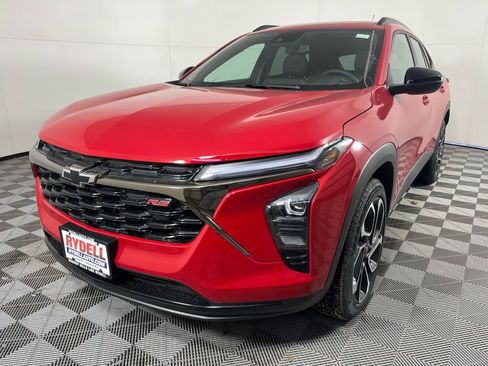 New 2026 Chevrolet Trax RS w/ Sunroof Package image 11