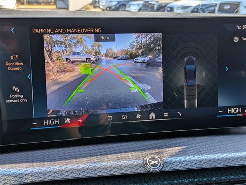 Used 2025 BMW 430i xDrive w/ Premium Package image 24