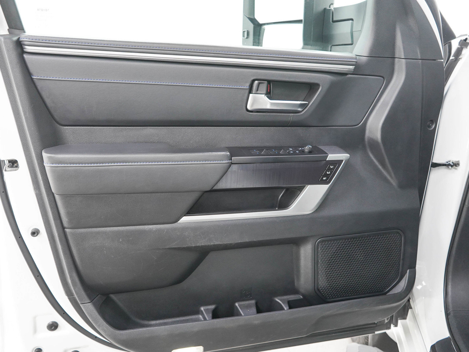 Used 2022 Toyota Tundra Platinum AWD/4WD image 20
