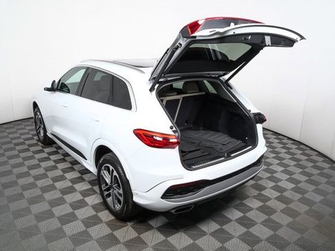 Certified 2025 Audi Q5 Premium w/ Convenience Package image 29