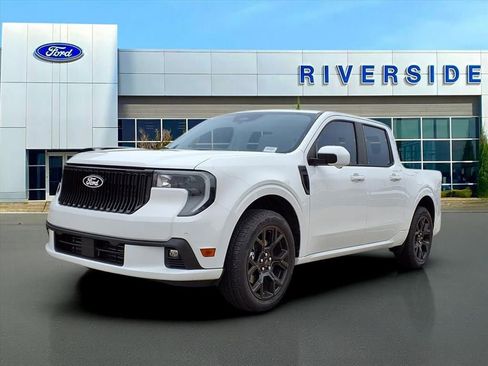 New 2025 Ford Maverick Lobo image 3