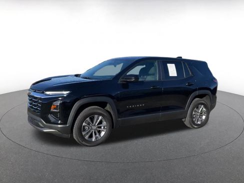 Used 2025 Chevrolet Equinox LT image 8